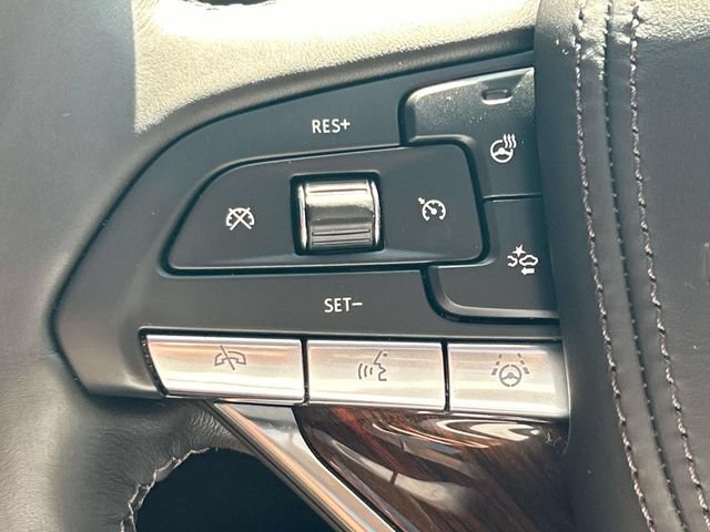 Used 2025 Cadillac XT6 Premium Luxury w/ Platinum Package AWD/4WD image 34