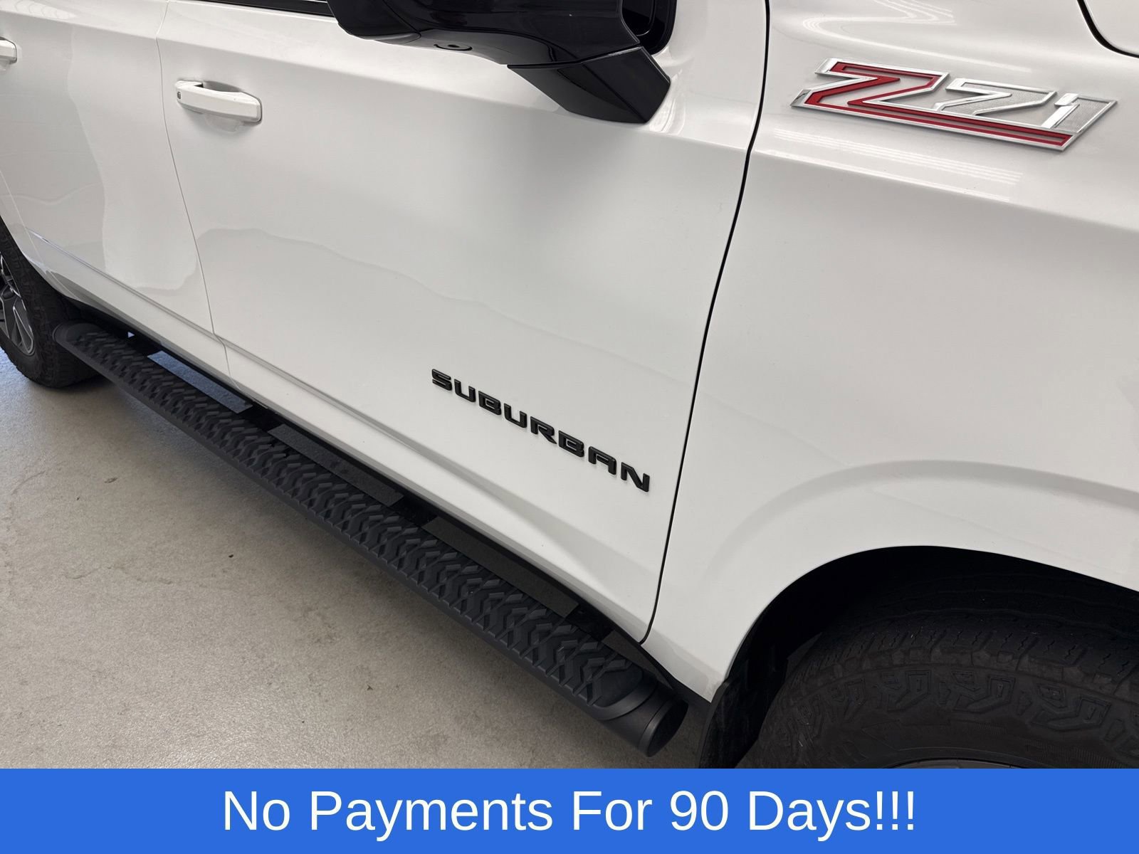 Used 2023 Chevrolet Suburban Z71 w/ Luxury Package image 8