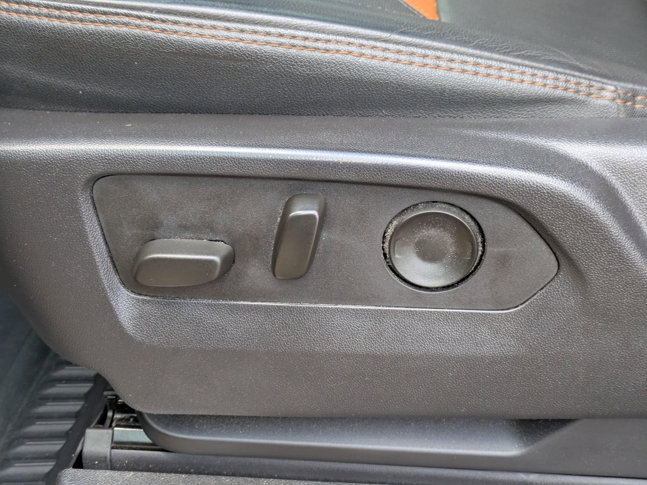 Used 2023 GMC Sierra 1500 AT4 w/ AT4 Premium Package image 14