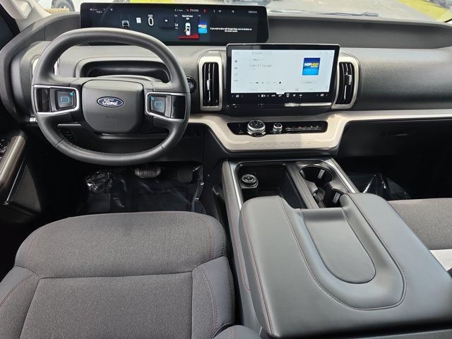 Certified 2025 Ford Expedition Active RWD image 18