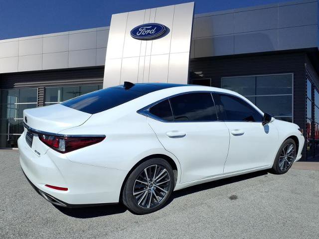 Used 2023 Lexus ES 350 w/ Premium Package image 3