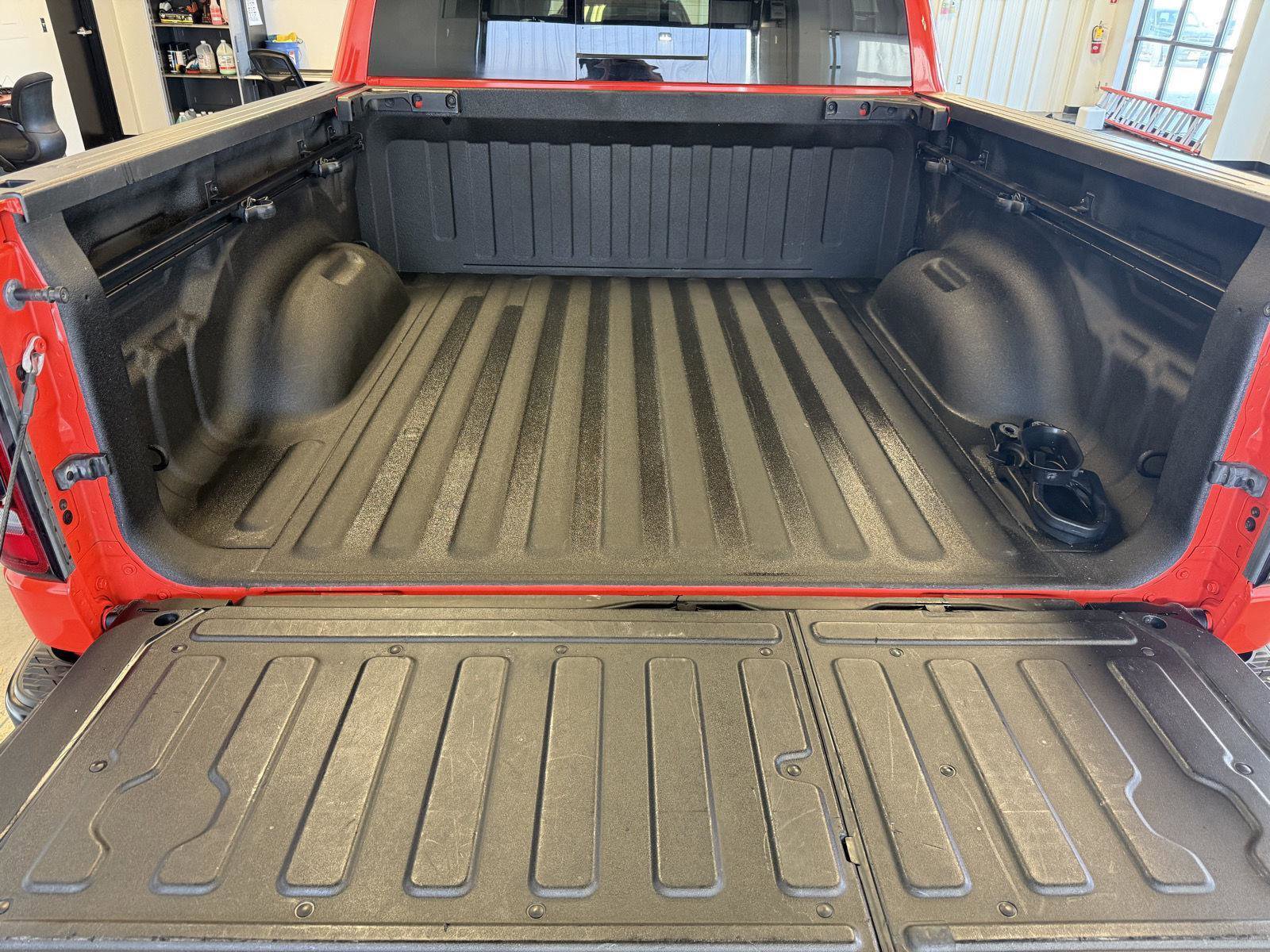 Used 2021 RAM 1500 Big Horn w/ Built-to-serve Edition image 30