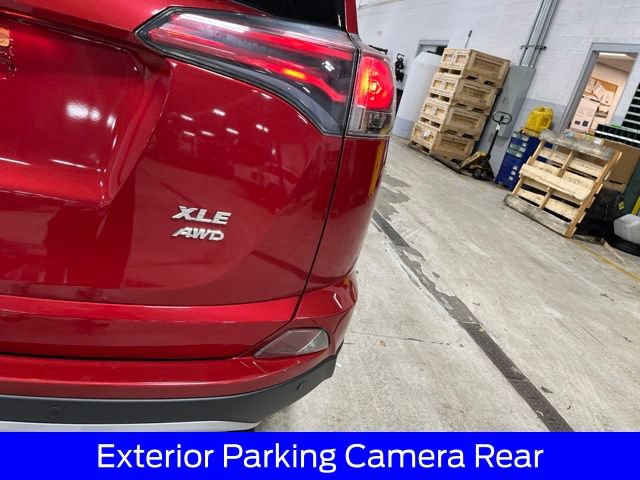 Used 2017 Toyota RAV4 XLE AWD/4WD image 17