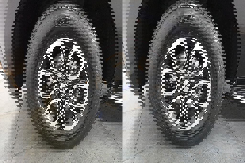 Certified 2023 Ford Expedition Max XLT image 35