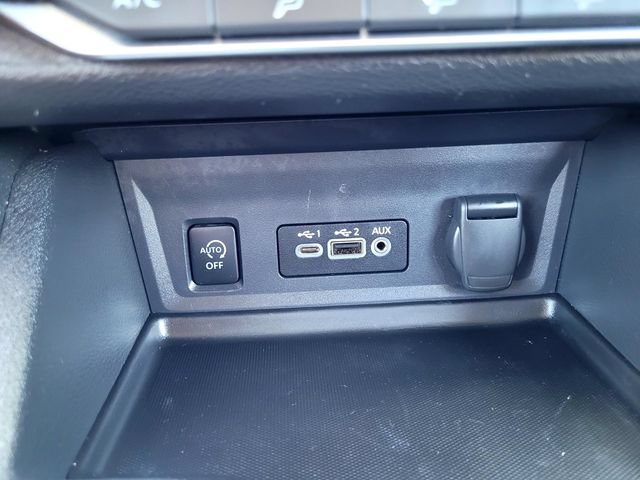 Used 2024 Nissan Sentra SV FWD image 17
