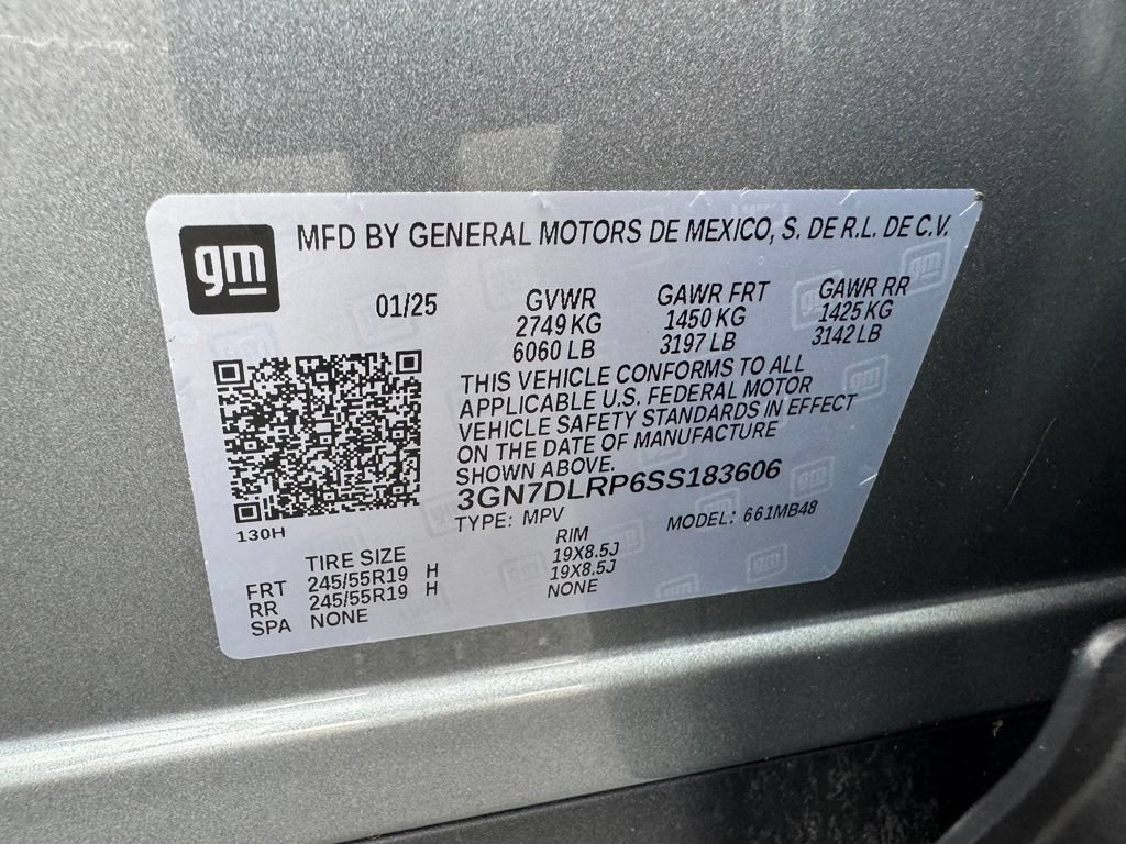 Used 2025 Chevrolet Equinox EV LT w/ Comfort Package FWD image 38