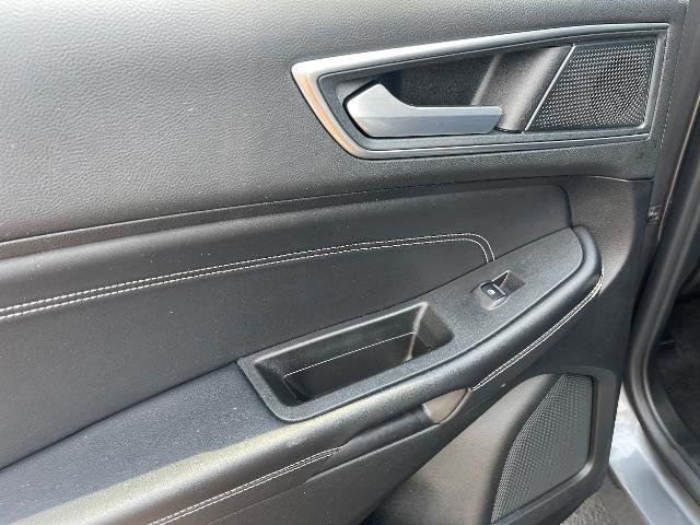 Certified 2024 Ford Edge Titanium image 18