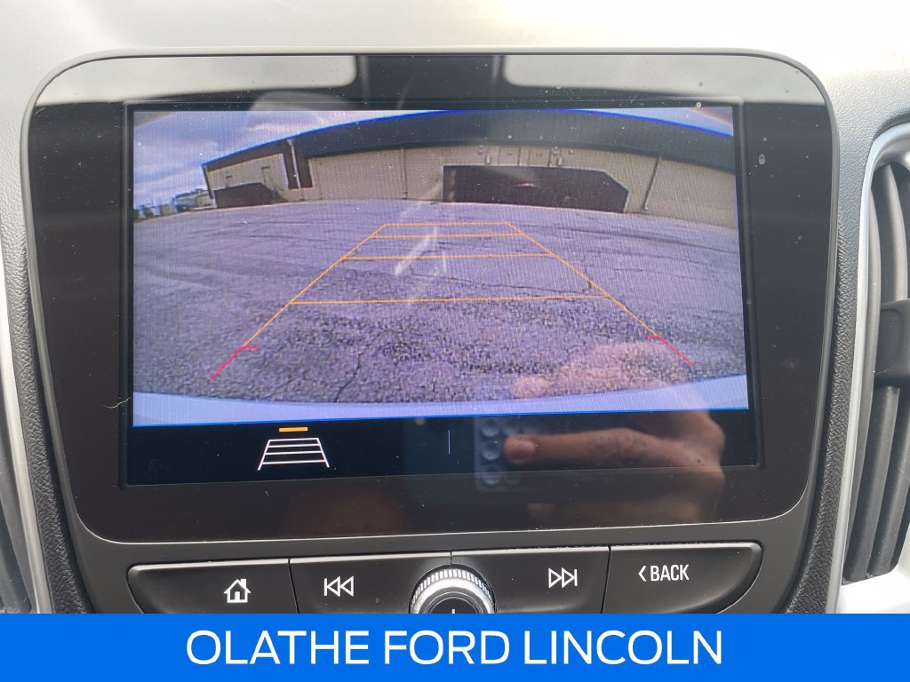 Used 2020 Chevrolet Malibu LS FWD image 28