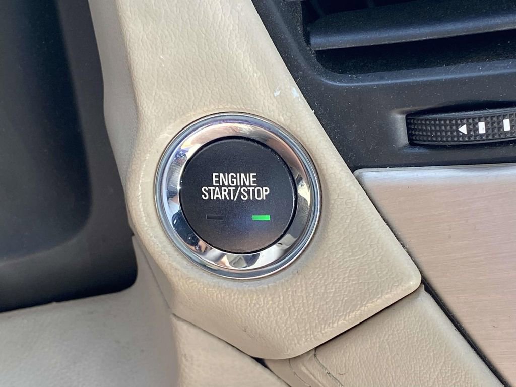 Used 2017 GMC Yukon XL Denali w/ Open Road Package AWD/4WD image 27