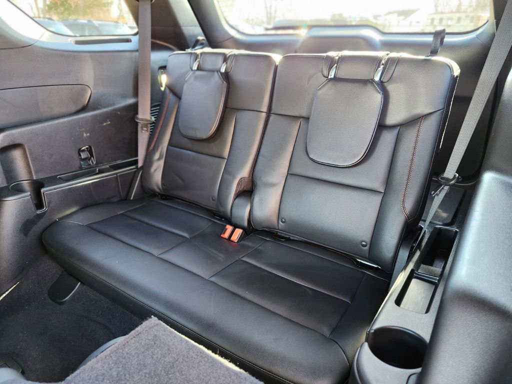 Certified 2022 Ford Explorer ST-Line w/ Class IV Trailer Tow Package image 18