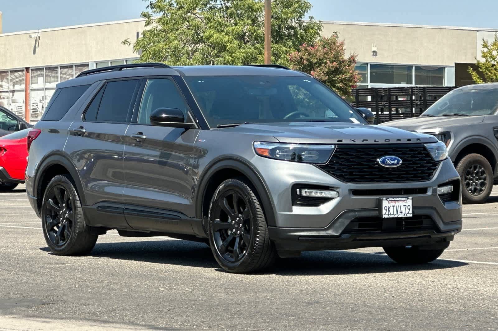 Certified 2023 Ford Explorer ST-Line w/ Class IV Trailer Tow Package RWD image 10