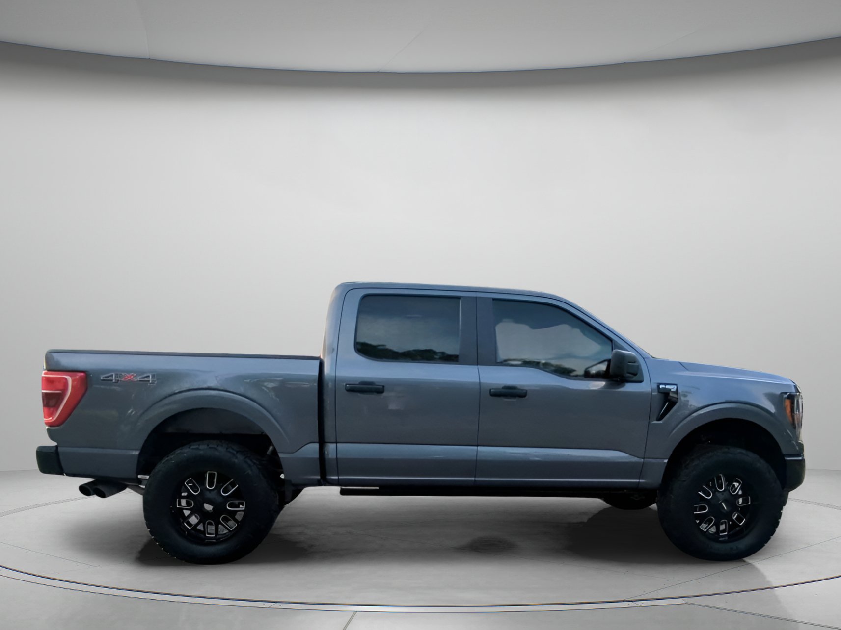 Certified 2023 Ford F150 XLT w/ Bed Utility Package AWD/4WD image 32