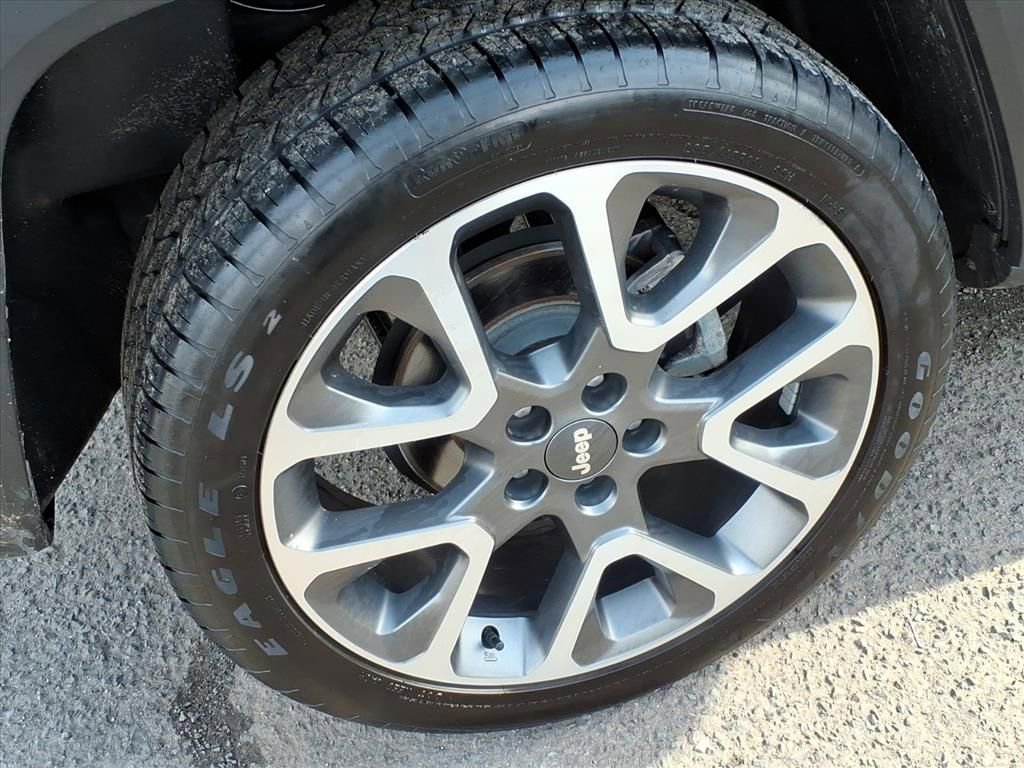 Used 2022 Jeep Renegade Limited w/ Sun, Sound & Wheels Group image 7