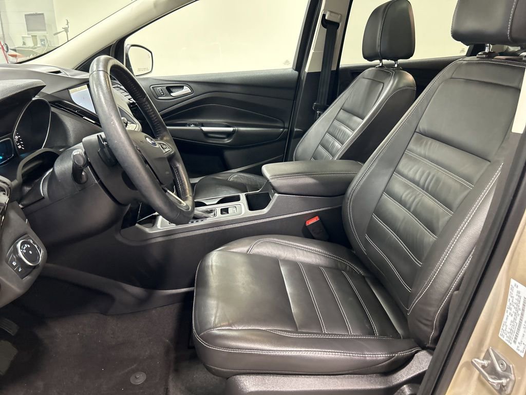 Certified 2017 Ford Escape Titanium image 11