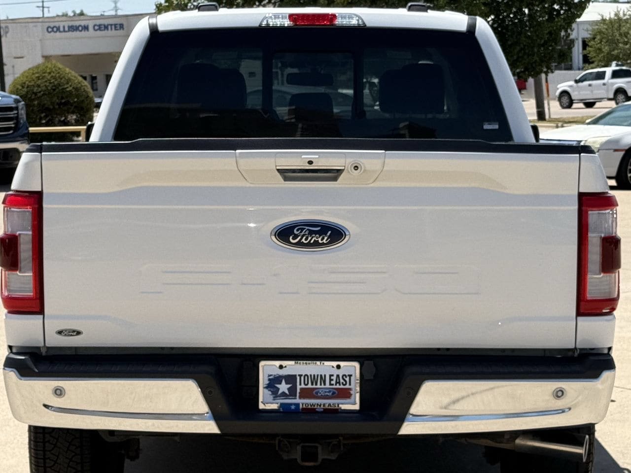 Certified 2023 Ford F150 Lariat w/ Trailer Tow Package AWD/4WD image 6