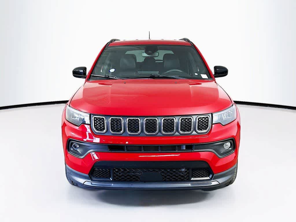 Used 2023 Jeep Compass Latitude AWD/4WD image 6