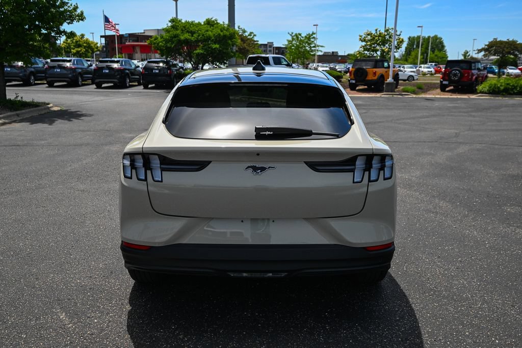 Certified 2025 Ford Mustang Mach-E Premium AWD/4WD image 6