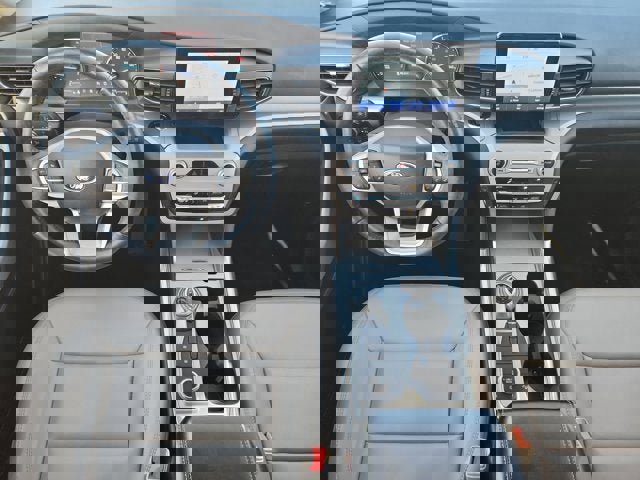 Certified 2022 Ford Explorer XLT w/ Equipment Group 202A image 10