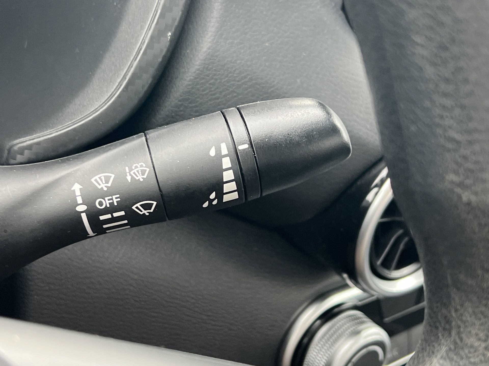 Used 2025 Nissan Sentra S image 15