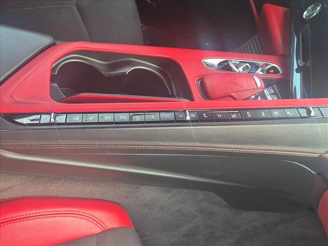 Used 2023 Chevrolet Corvette Stingray Premium Conv w/ Z51 Performance Package RWD image 17
