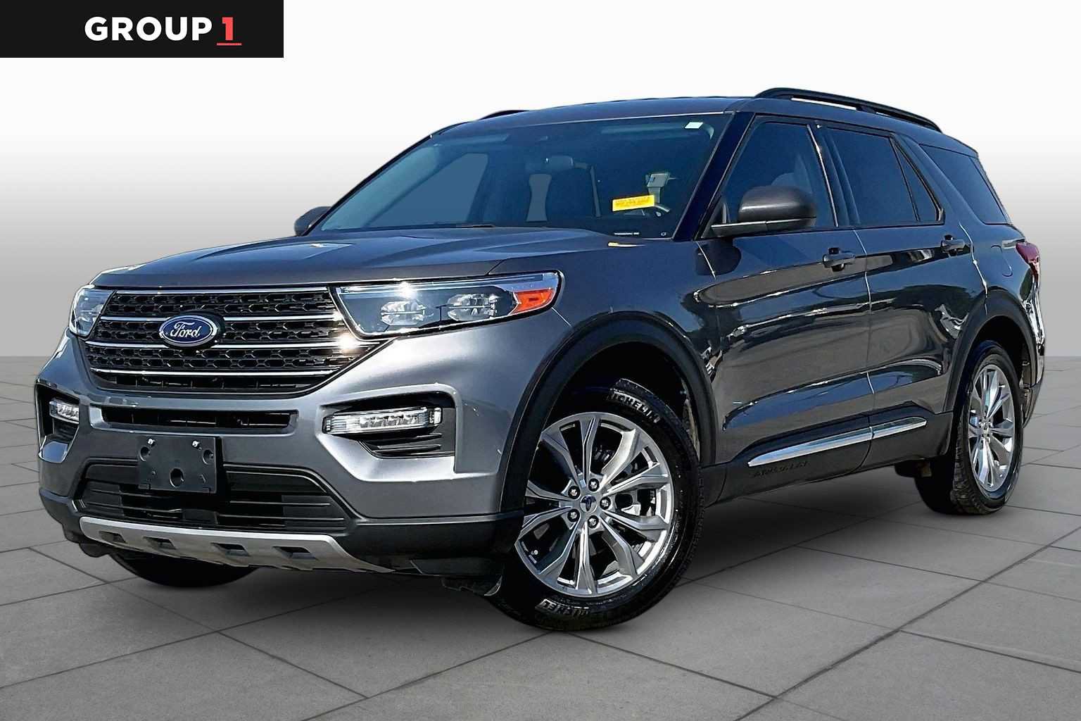 Certified 2023 Ford Explorer XLT w/ Equipment Group 202A