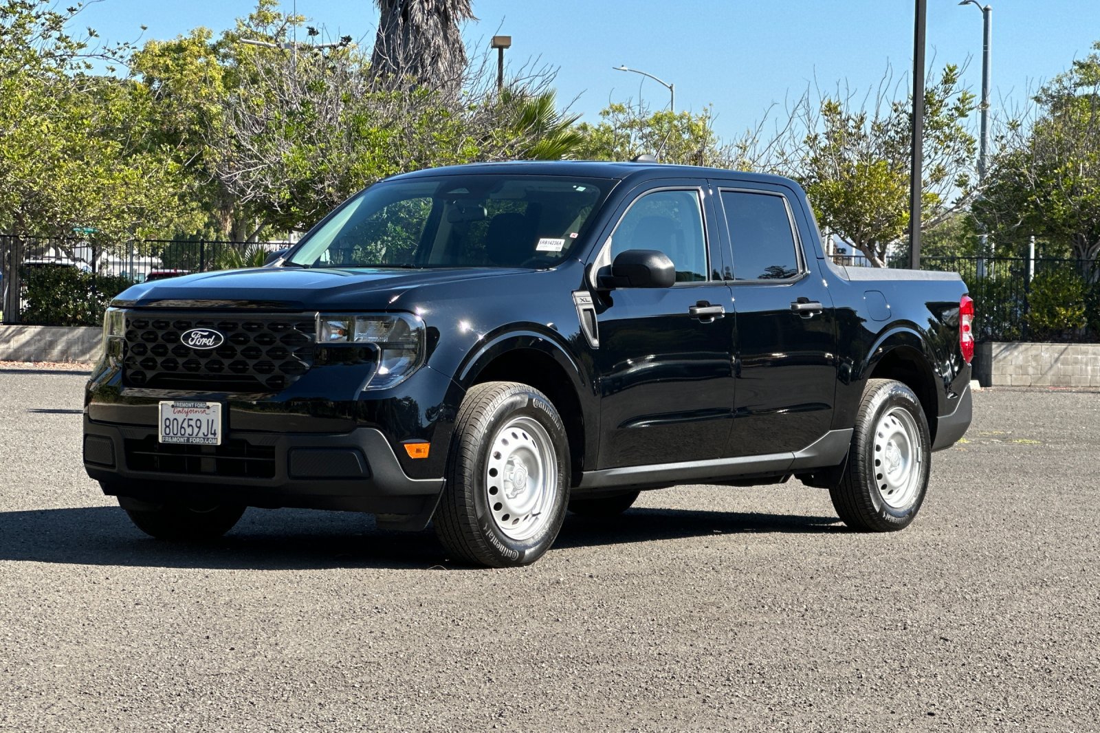 Certified 2025 Ford Maverick XL FWD image 8
