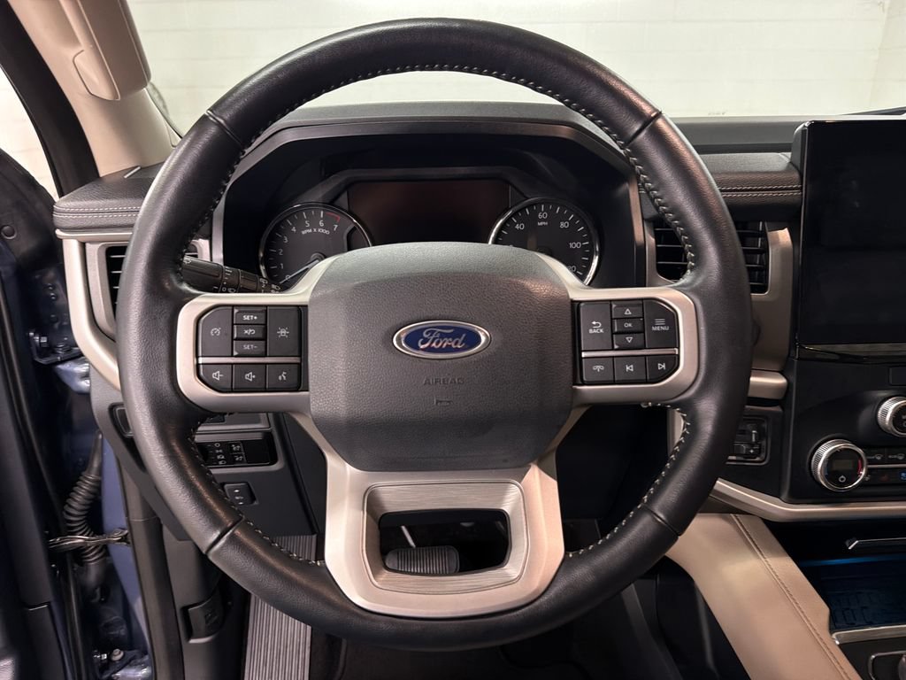 Certified 2023 Ford Expedition XLT RWD image 18