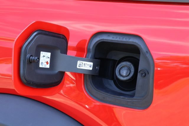 Certified 2023 Ford Bronco Wildtrak AWD/4WD image 11