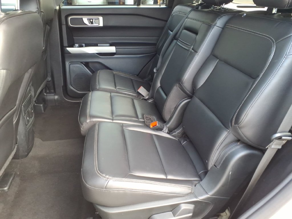 Certified 2023 Ford Explorer XLT w/ Equipment Group 202A AWD/4WD image 16