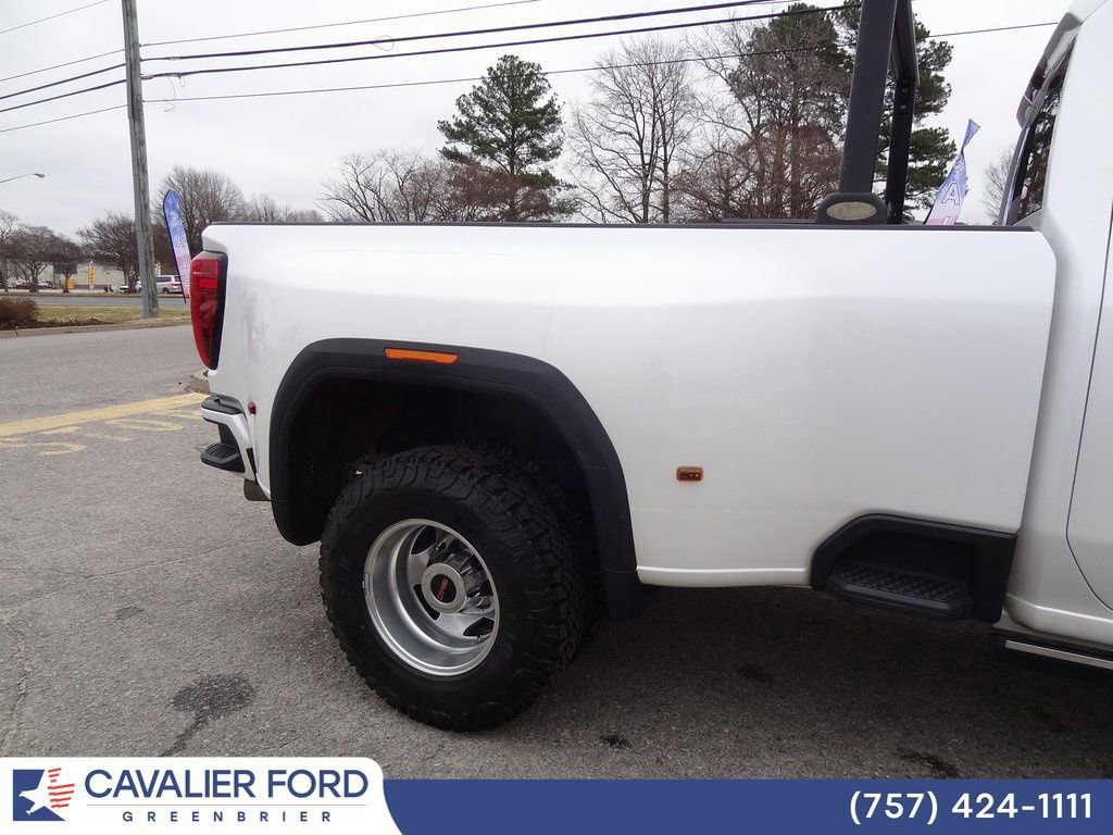 Used 2023 GMC Sierra 3500 Denali image 8