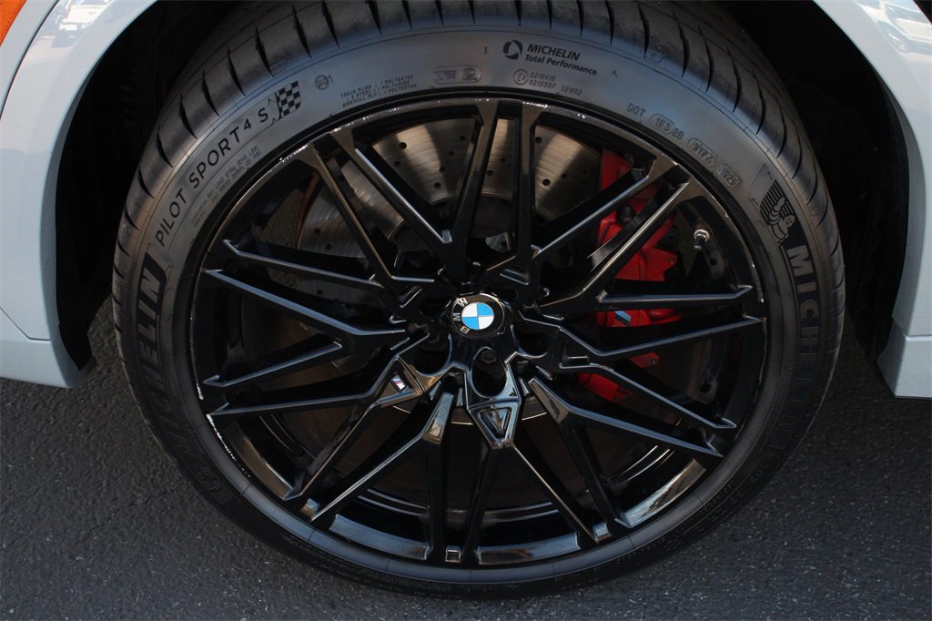 Used 2024 BMW X6 M Competition w/ Executive Package image 30