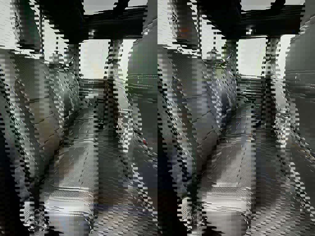 Certified 2019 Ford F150 Raptor w/ Equipment Group 802A Luxury image 32