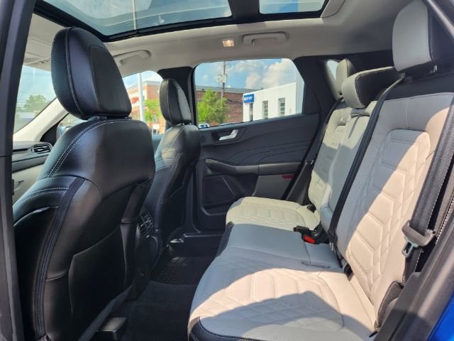 Certified 2023 Ford Escape Platinum w/ Premium Technology Package AWD/4WD image 16