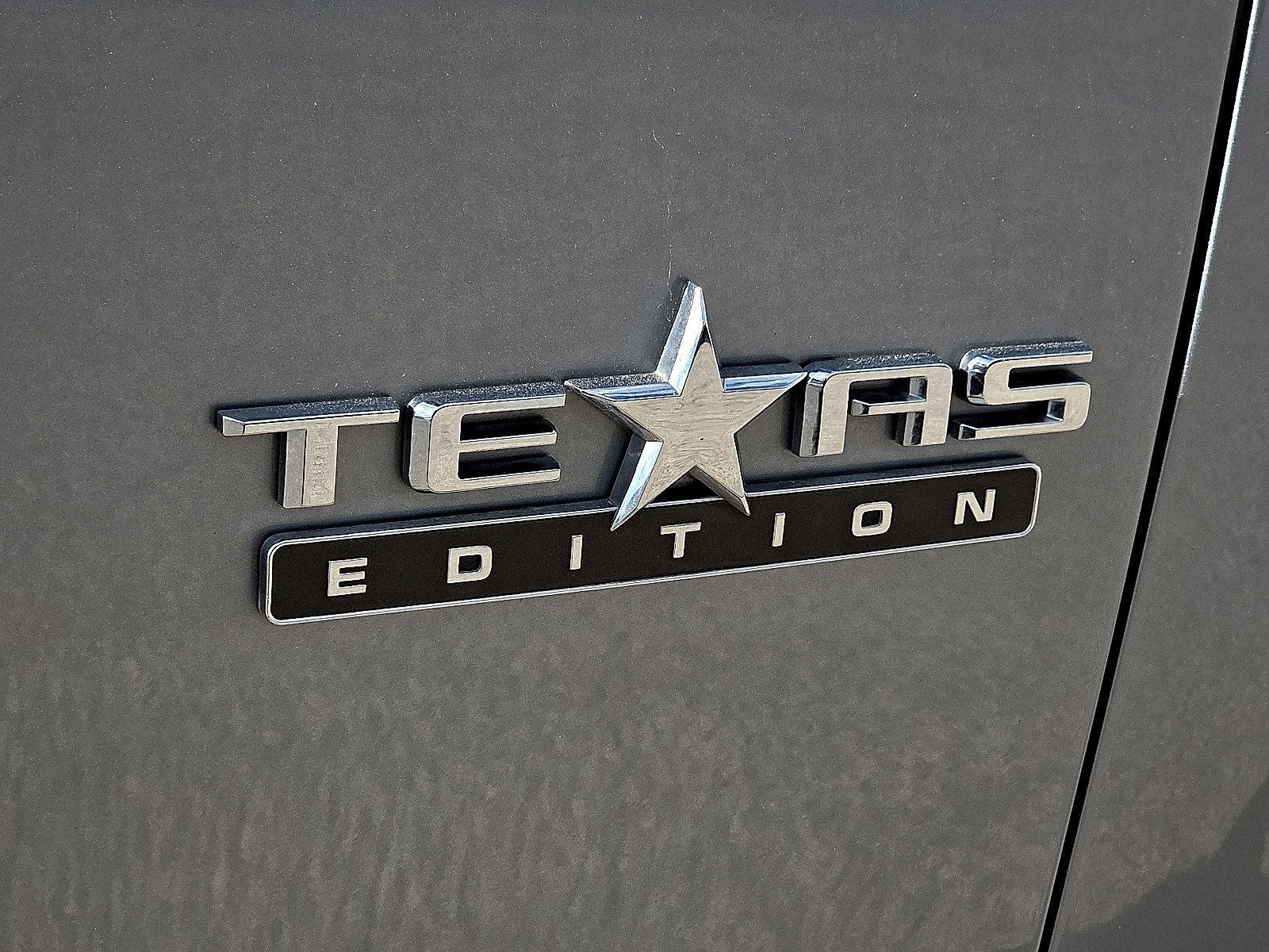 Used 2025 Chevrolet Tahoe LT w/ Comfort Package RWD image 8