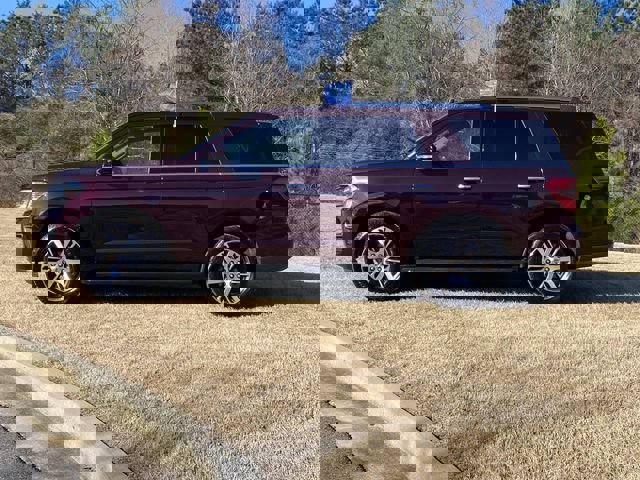 Certified 2024 Ford Expedition Limited image 10