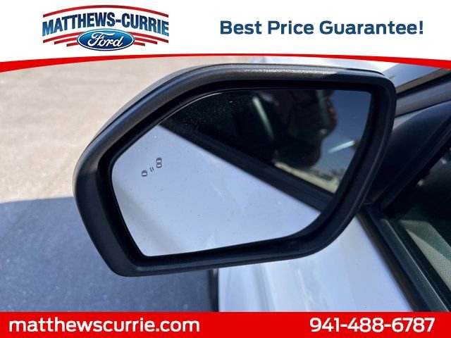 Certified 2024 Ford Explorer XLT w/ Equipment Group 202A RWD image 8