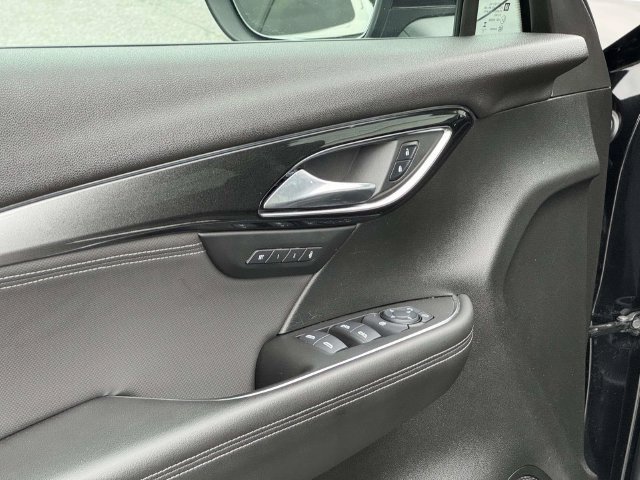 Used 2024 Buick Envision Preferred AWD/4WD image 17