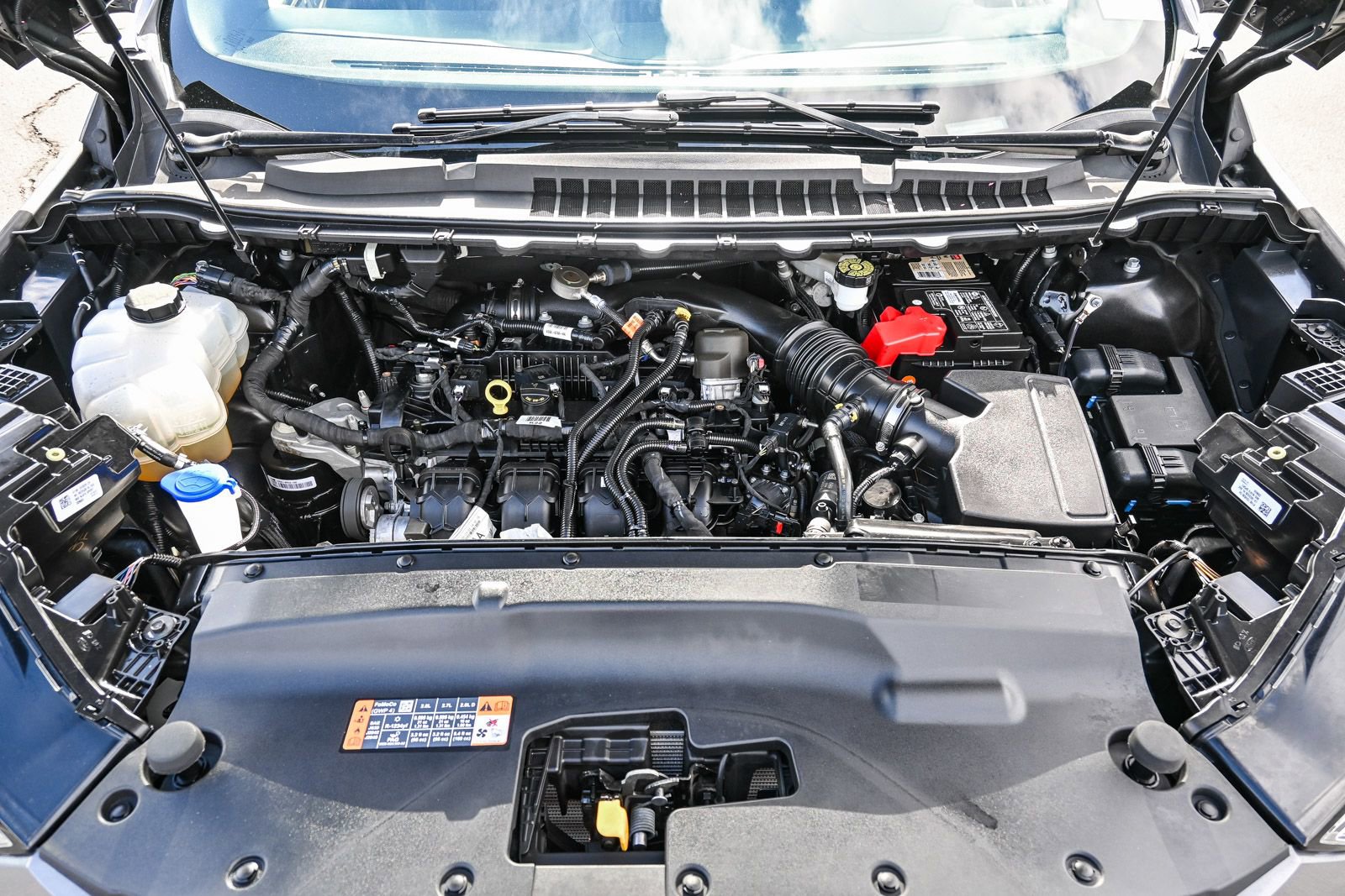 Certified 2023 Ford Edge ST-Line image 28