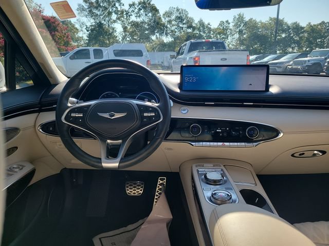 Used 2023 Genesis GV70 3.5T Sport w/ Sport Prestige Package AWD/4WD image 26