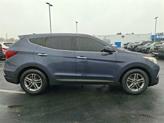 Used 2017 Hyundai Santa Fe Sport image 2