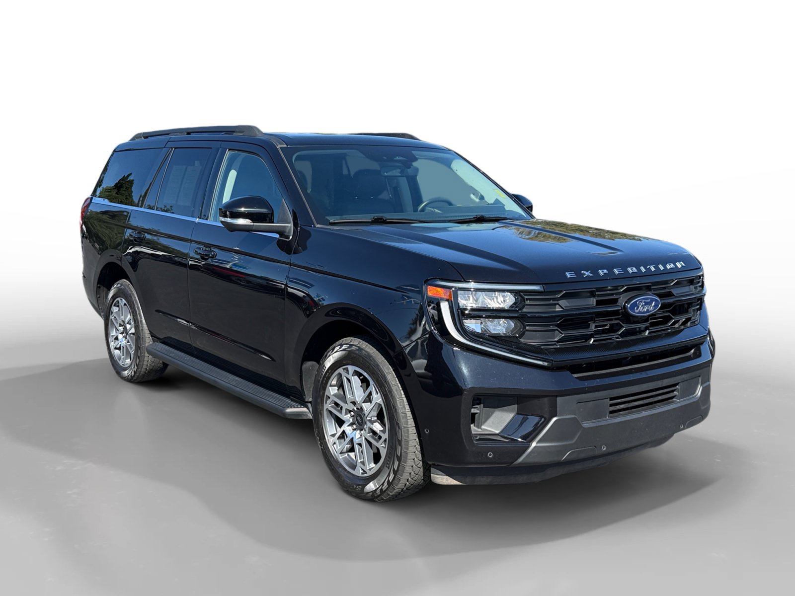Certified 2025 Ford Expedition Active AWD/4WD image 7