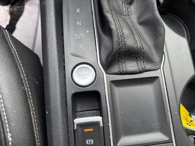 Used 2021 Volkswagen Atlas SE w/ Panoramic Sunroof Package FWD image 29