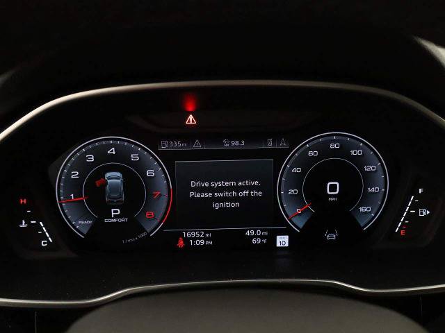 Used 2024 Audi Q3 2.0T Premium Plus AWD/4WD image 32