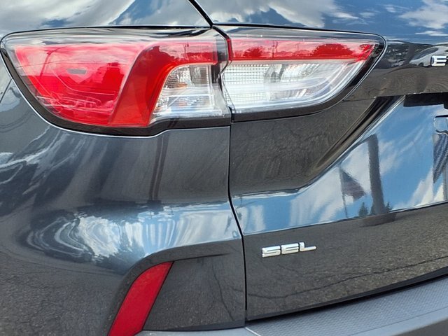 Certified 2022 Ford Escape SEL AWD/4WD image 23