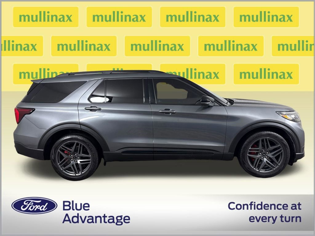 Certified 2025 Ford Explorer ST image 2