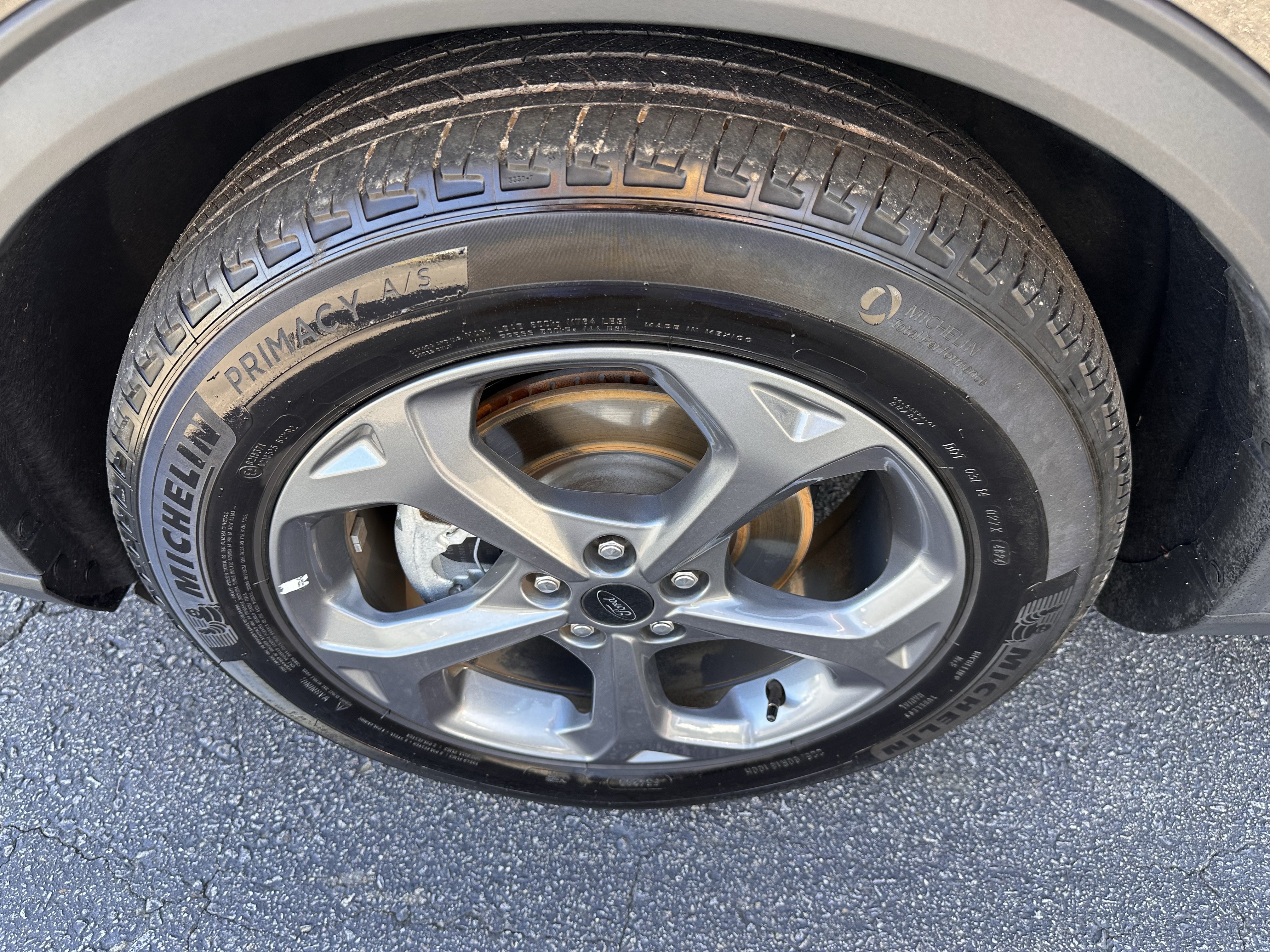 Certified 2025 Ford Escape ST-Line FWD image 30