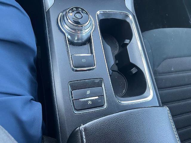 Certified 2020 Ford Fusion SE FWD image 25