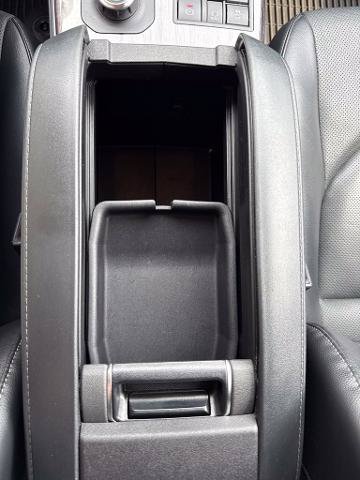 Used 2023 Toyota Highlander Platinum AWD/4WD image 17