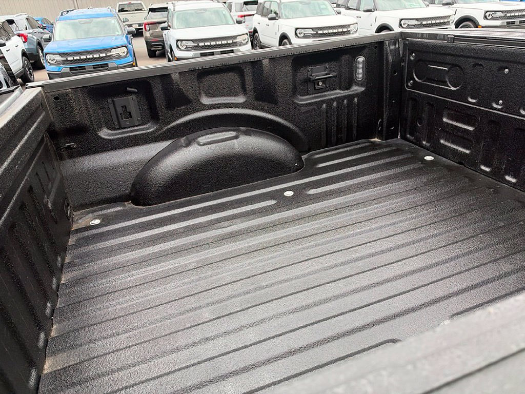 Certified 2018 Ford F150 XLT w/ Equipment Group 302A Luxury AWD/4WD image 11