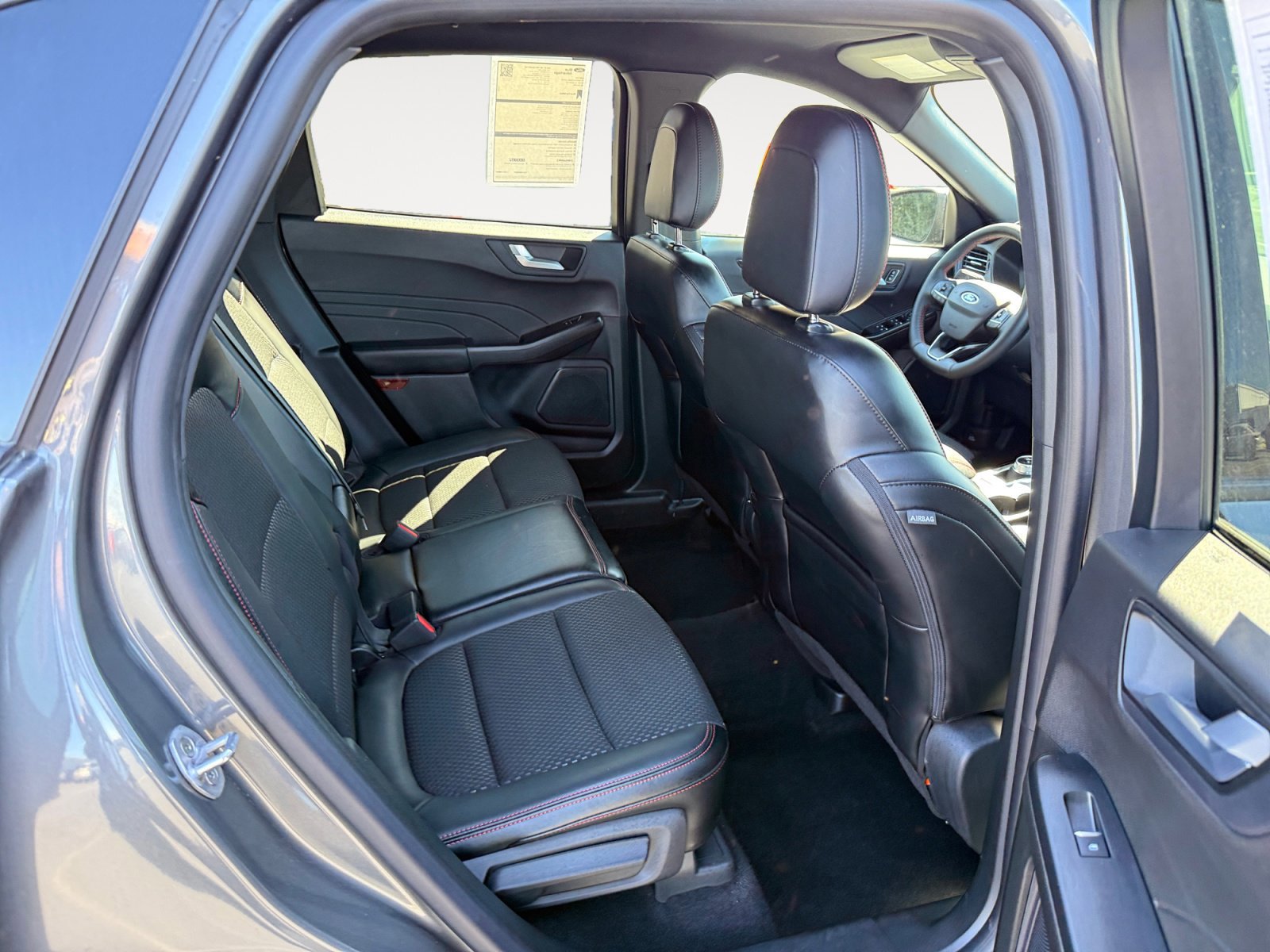 Certified 2024 Ford Escape ST-Line w/ Tech Pack #1 image 18